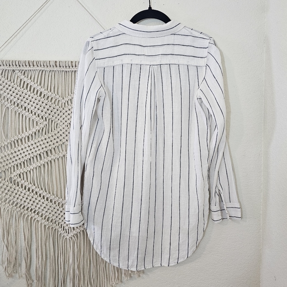 Rails Charli Linen Blend Button-down! Size XS. - Picture 2 of 8